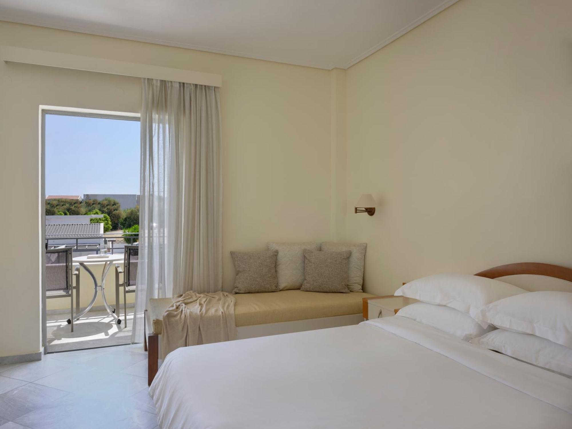 Atlantica Yakinthos Hotel Kato Daratso Exterior photo